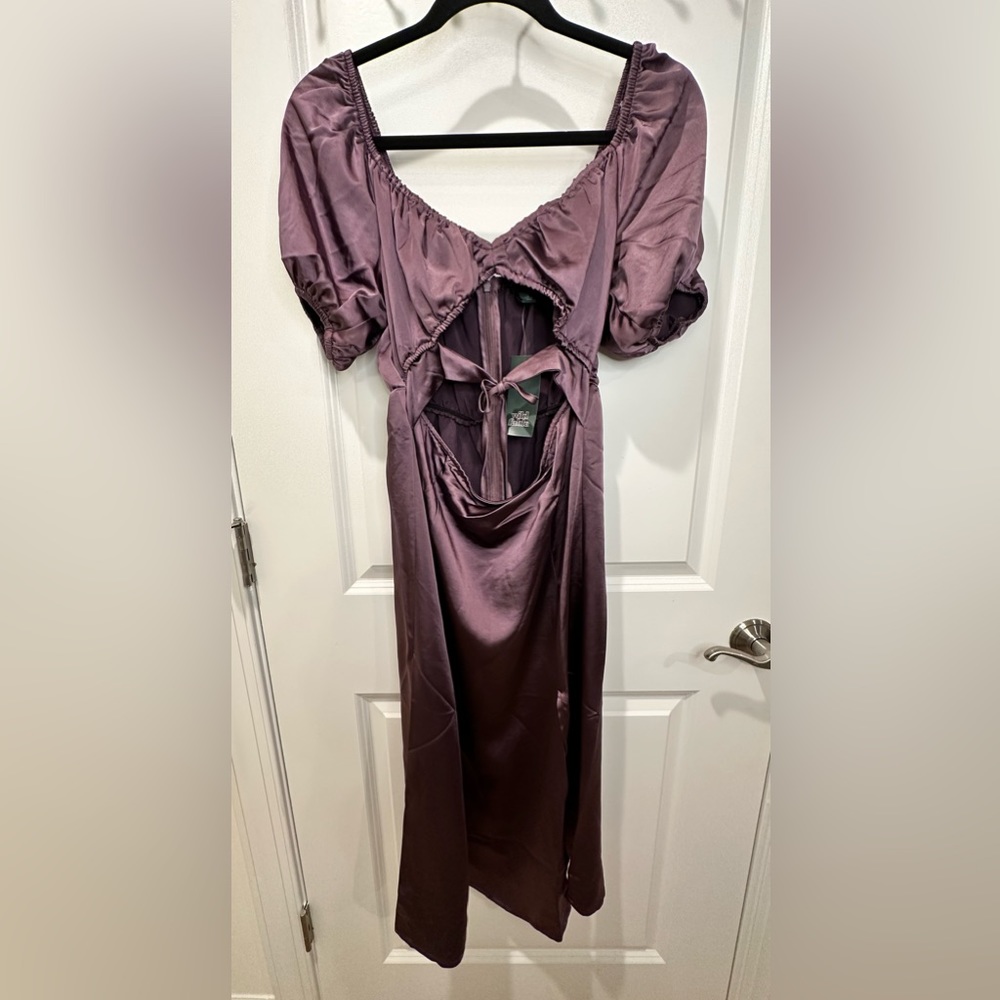 Brand new beautiful dress 💜